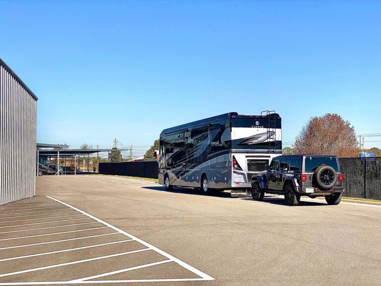 Champion RV & Boat Storage Facilities in Birmingham Pelham Hoover Calera Alabaster Bessemer (021)